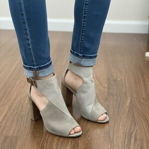 Aerin Gray Women's Heeled Sandals Sz 9